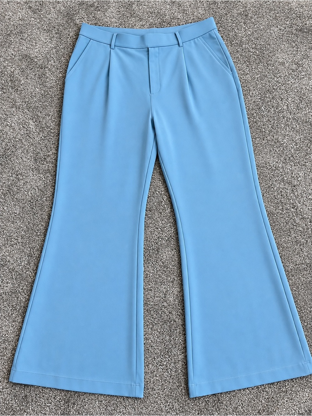 HALARA comfort day Sky Blue Flared Knit Pants